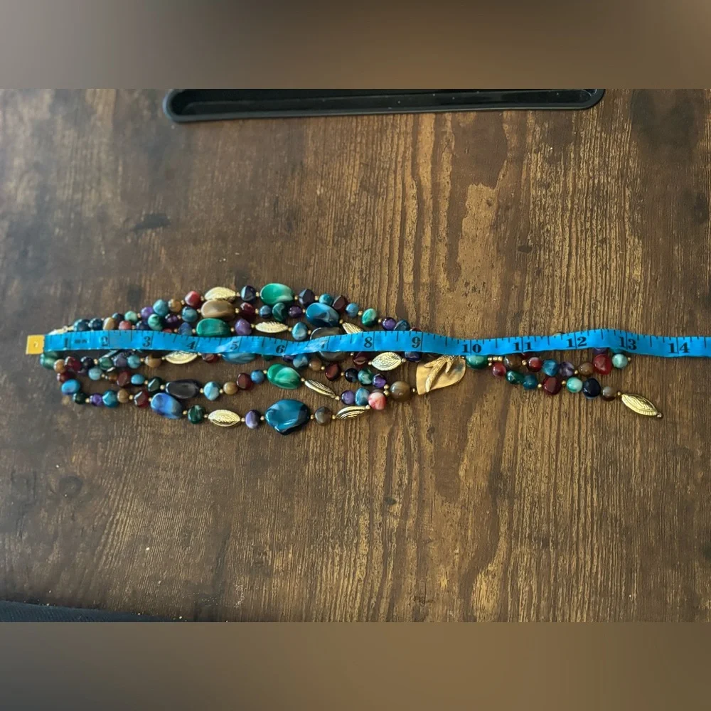 VINTAGE Genuine Lucite Statement Necklace • Gold Leaf Drop • Colorful Boho Luxe - Picture 14 of 16